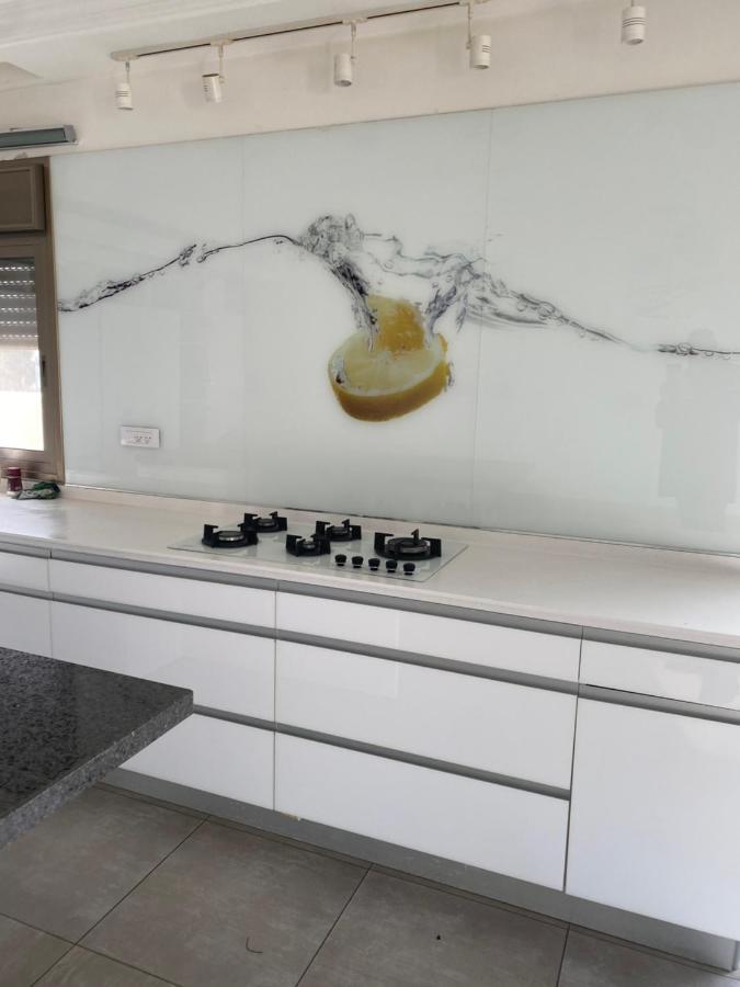 Mobersham'S House In Acre Appartement Buitenkant foto