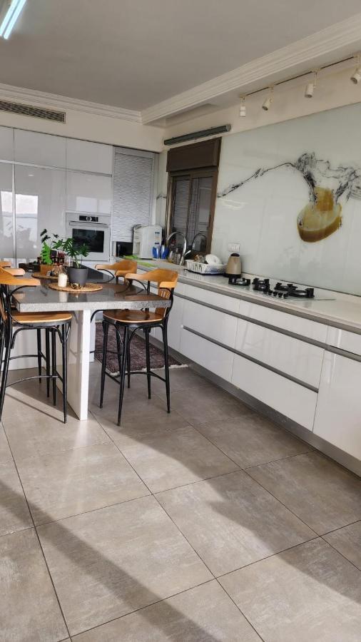 Mobersham'S House In Acre Appartement Buitenkant foto